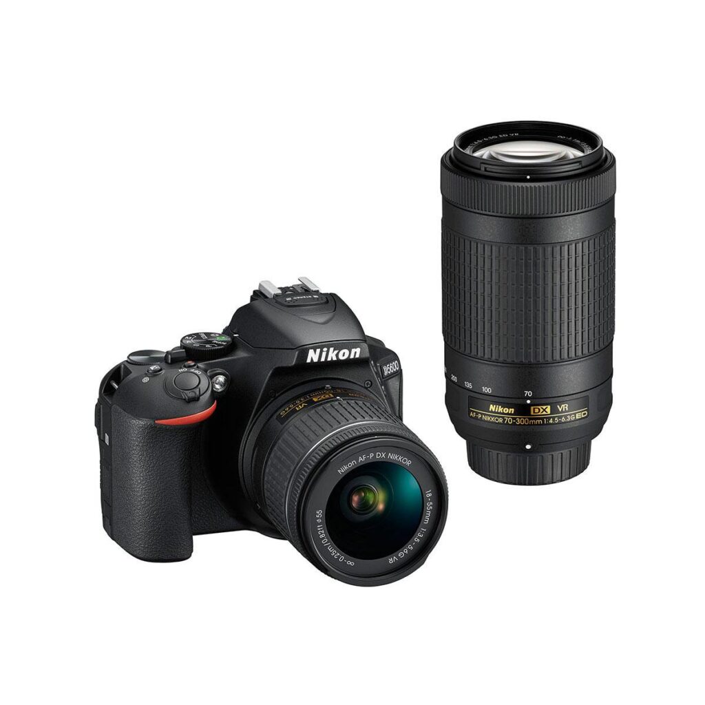 Nikon D5600 + AF-P 18-55 + AF-P 70-300 VR Nikon D5600 + AF-P 18-55 + AF-P 70-300 VR