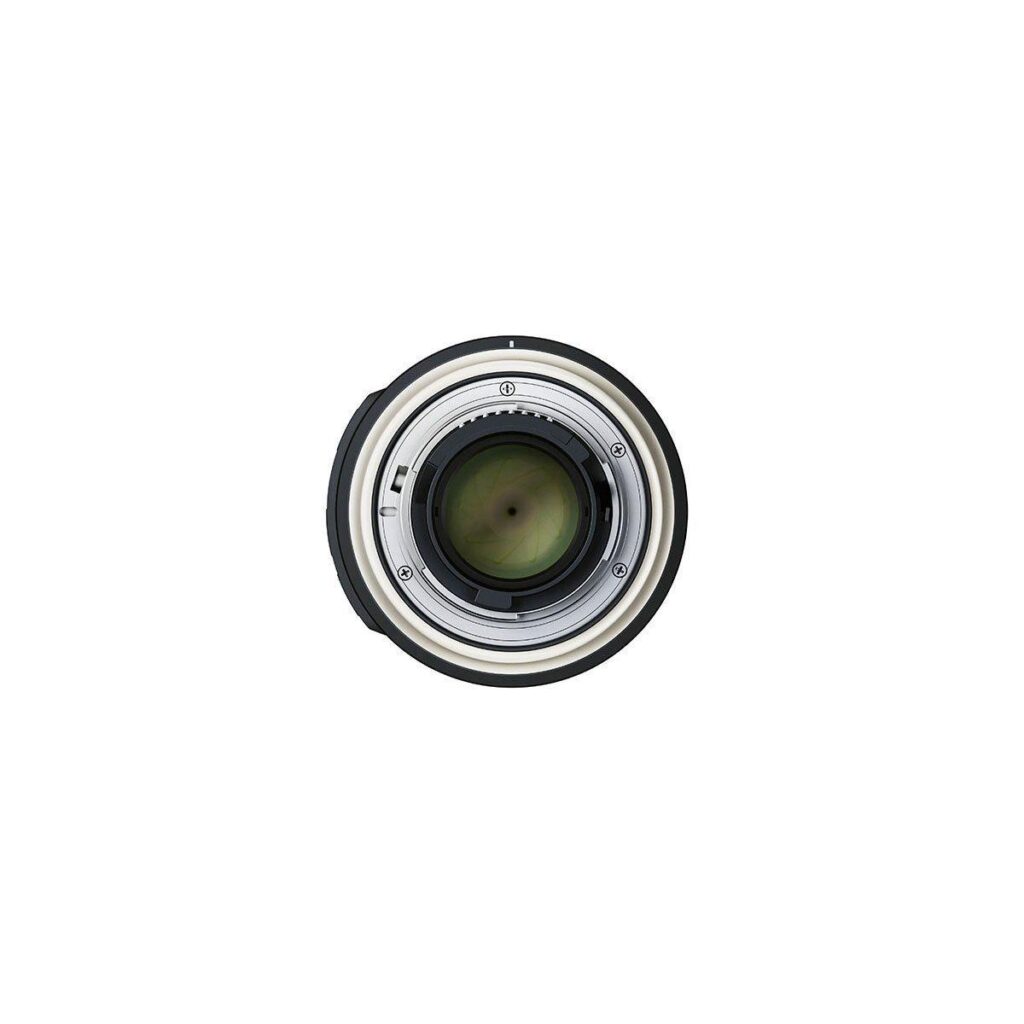 Tamron SP 90mm f/2.8 DI VC USD – Nikon Tamron SP 90mm f/2.8 DI VC USD – Nikon