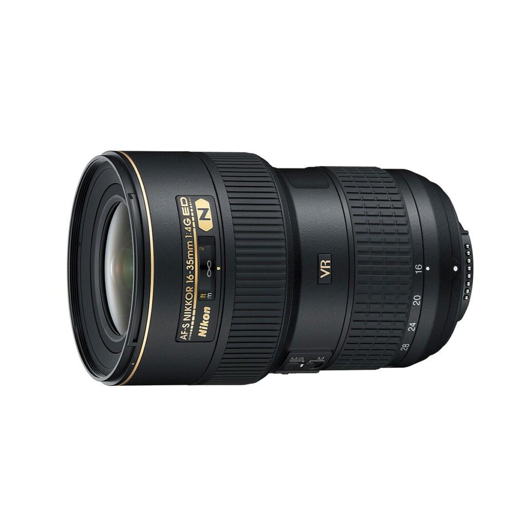 Nikon AF-S Nikkor 16-35mm f/4G ED VR Nikon AF-S Nikkor 16-35mm f/4G ED VR
