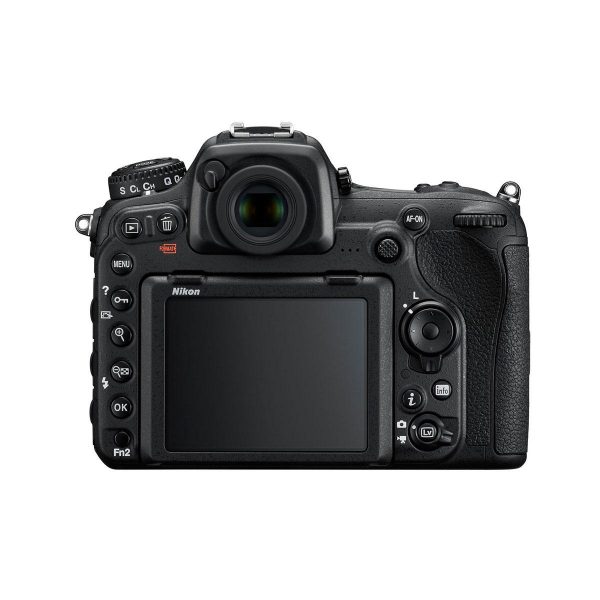 Nikon D500 + Nikkor AF-S DX 16-80/f2.8 – 4 ED VR Poistuneet tuotteet 6