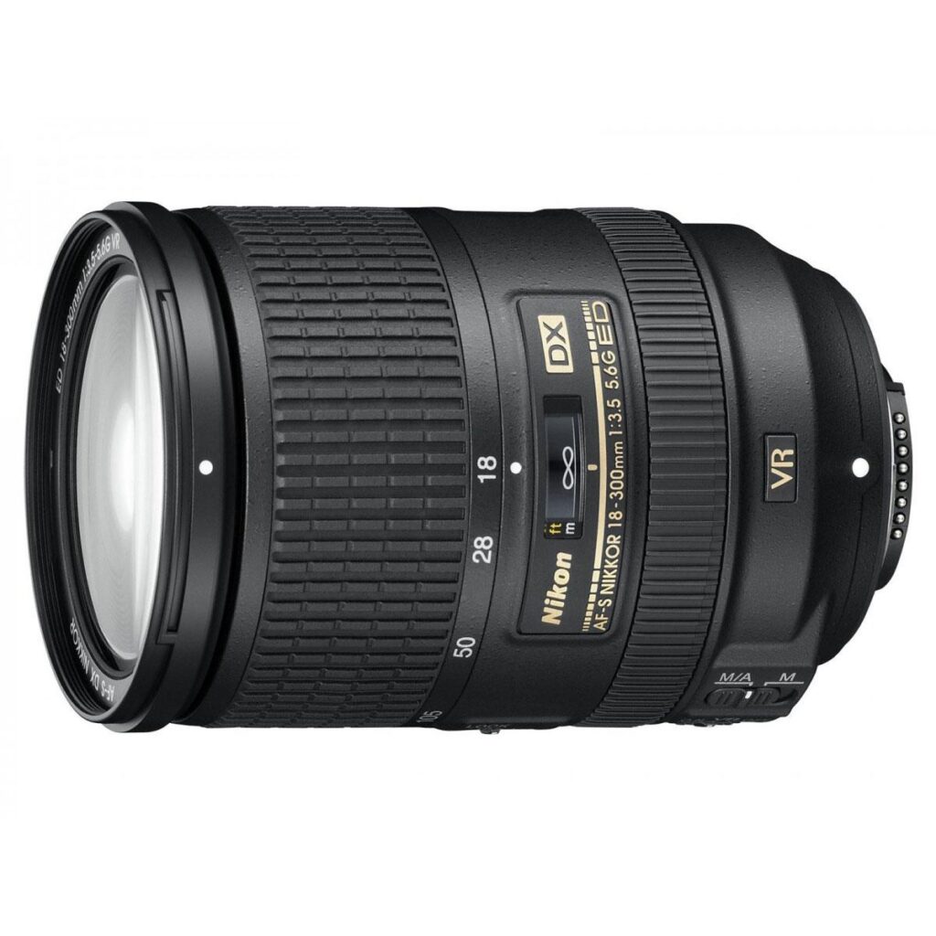 Nikon AF-S DX Nikkor 18-300mm f/3.5-5.6G ED VR Nikon AF-S DX Nikkor 18-300mm f/3.5-5.6G ED VR
