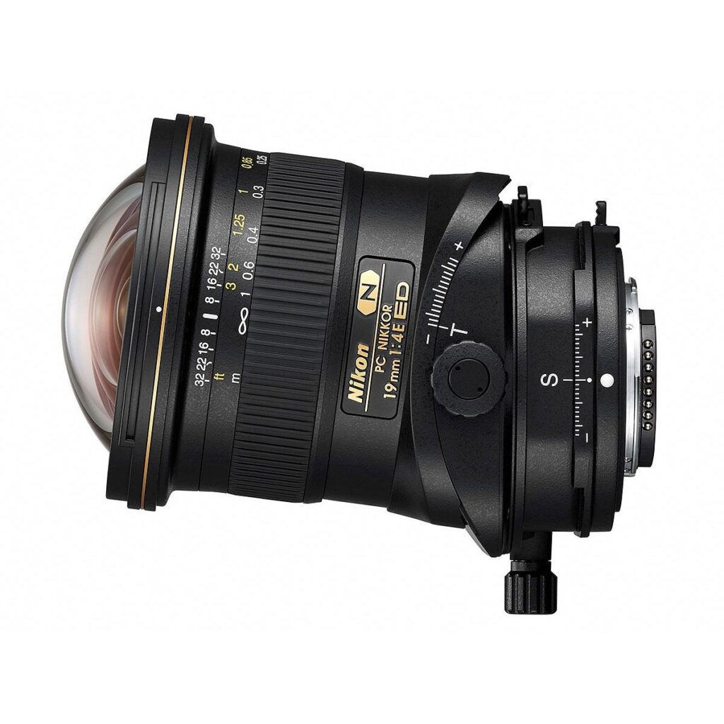 Nikon PC Nikkor 19mm f/4 E ED tilt-shift Nikon PC Nikkor 19mm f/4 E ED tilt-shift