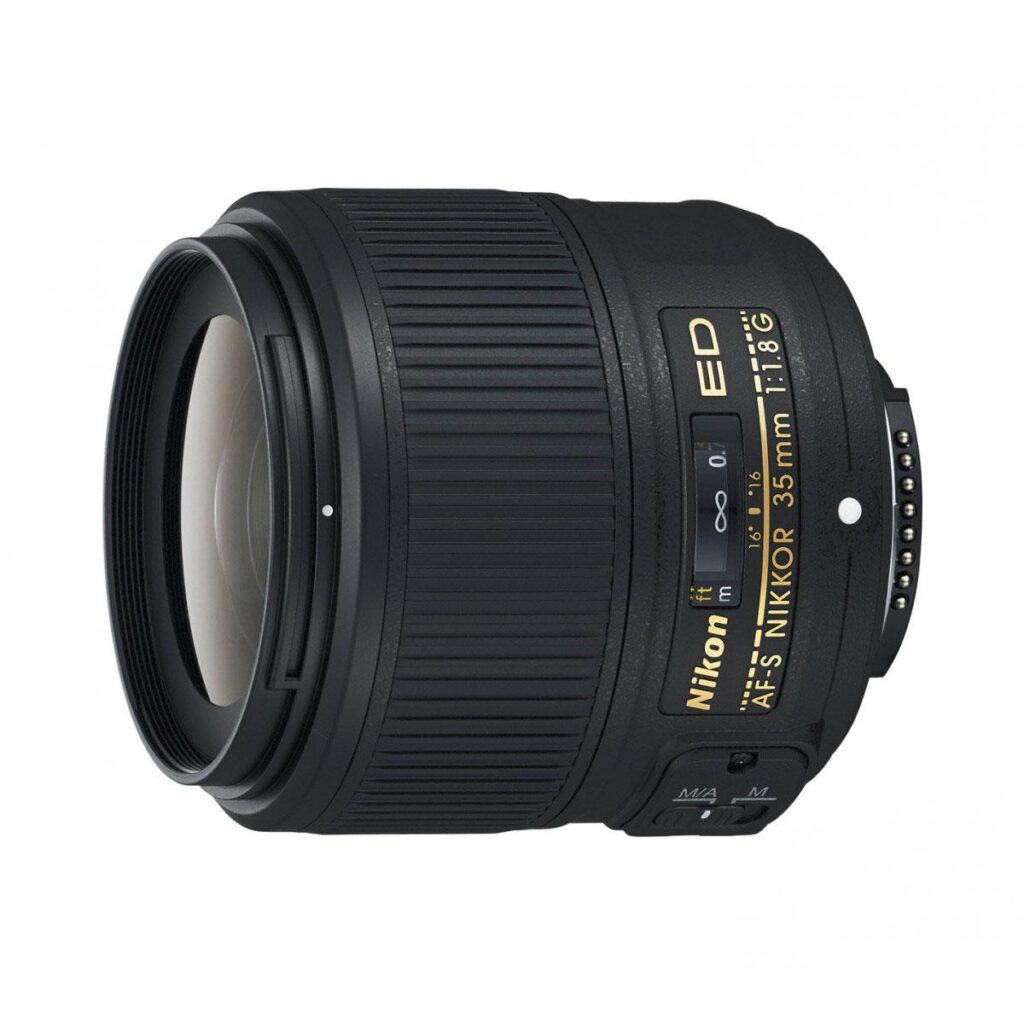 Nikon AF-S Nikkor 35mm f/1.8G ED Nikon AF-S Nikkor 35mm f/1.8G ED