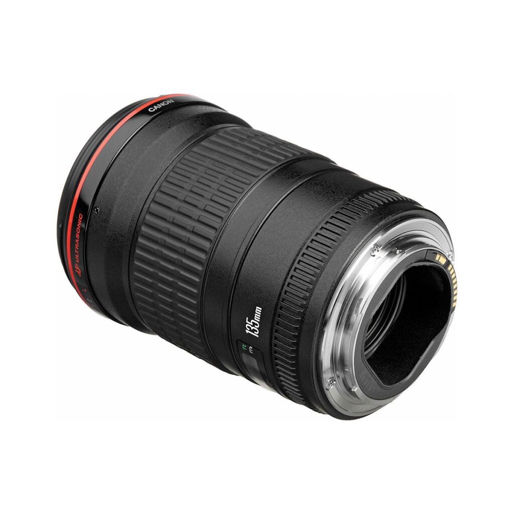 Canon EF 135mm f/2 L USM Canon EF 135mm f/2 L USM