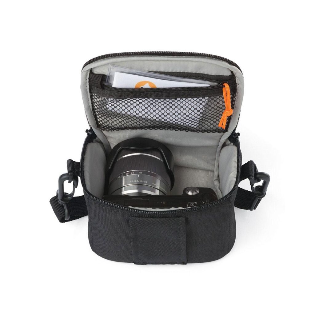 Lowepro Format 100 Musta Lowepro Format 100 Musta