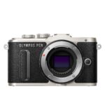 Olympus PEN E-PL8 runko - mustahopea