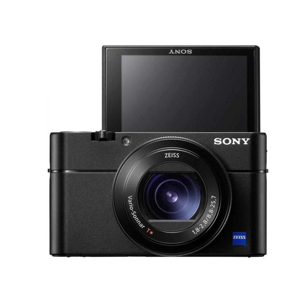 Sony RX100 V-A + VCT-SGR1 + 64Gb UHS-II muistikortti Sony RX100 V-A + VCT-SGR1 + 64Gb UHS-II muistikortti