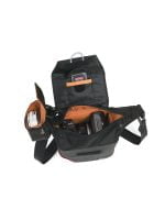 Lowepro Compact Courier 70 musta