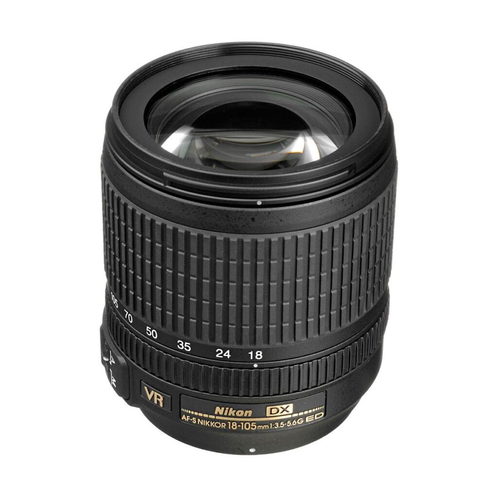 Nikon AF-S DX Nikkor 18-105mm f/3.5-5.6G ED VR Nikon AF-S DX Nikkor 18-105mm f/3.5-5.6G ED VR