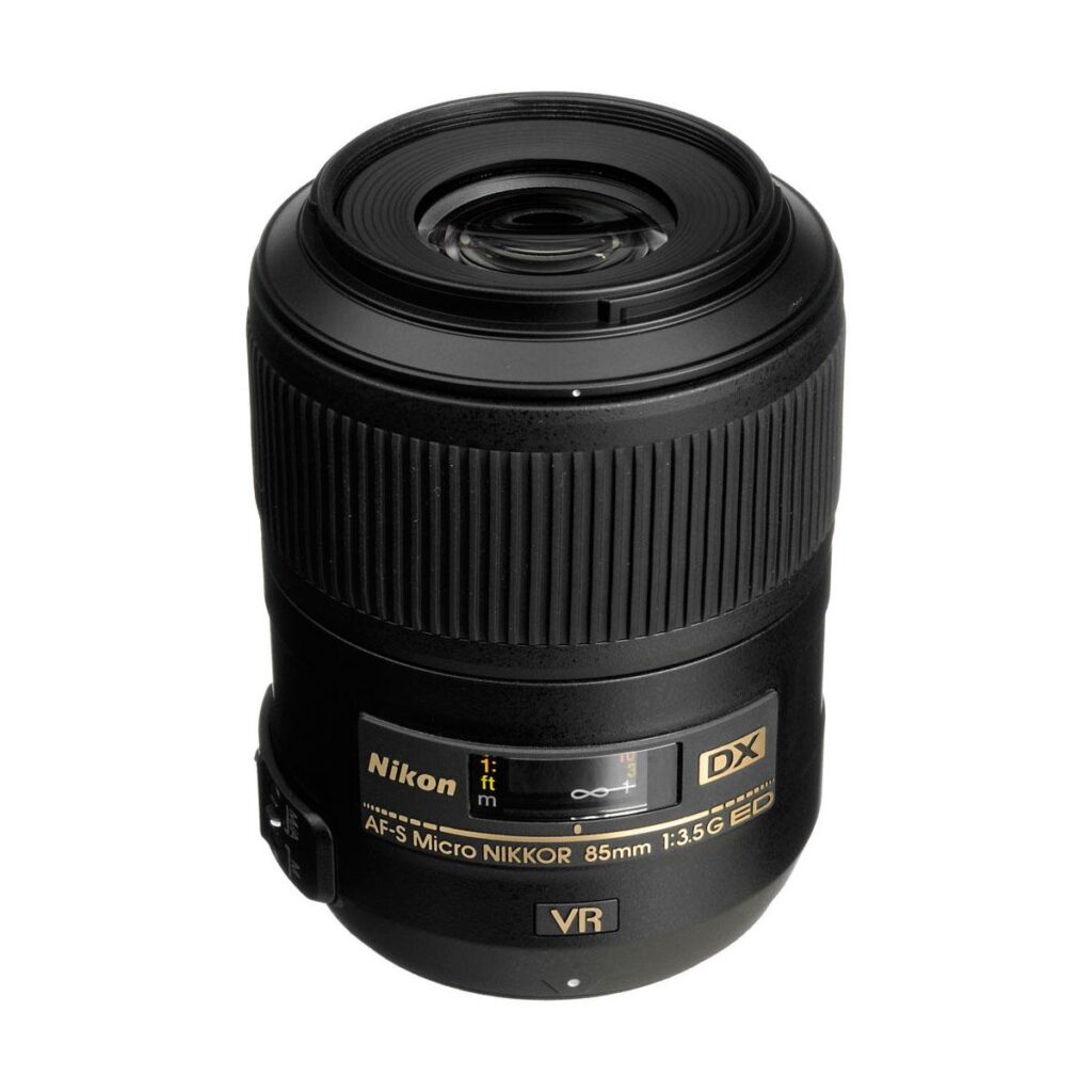 Nikon AF-S DX Micro-Nikkor 85mm f/3.5G ED VR Nikon AF-S DX Micro-Nikkor 85mm f/3.5G ED VR