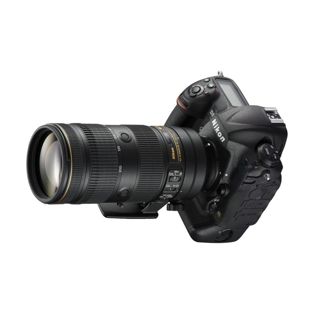 Nikon AF-S Nikkor 70-200mm f/2.8E FL ED VR Nikon AF-S Nikkor 70-200mm f/2.8E FL ED VR