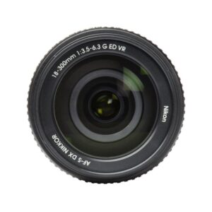 Nikon AF-S DX Nikkor 18-300mm f/3.5–6.3G ED VR Nikon AF-S DX Nikkor 18-300mm f/3.5–6.3G ED VR