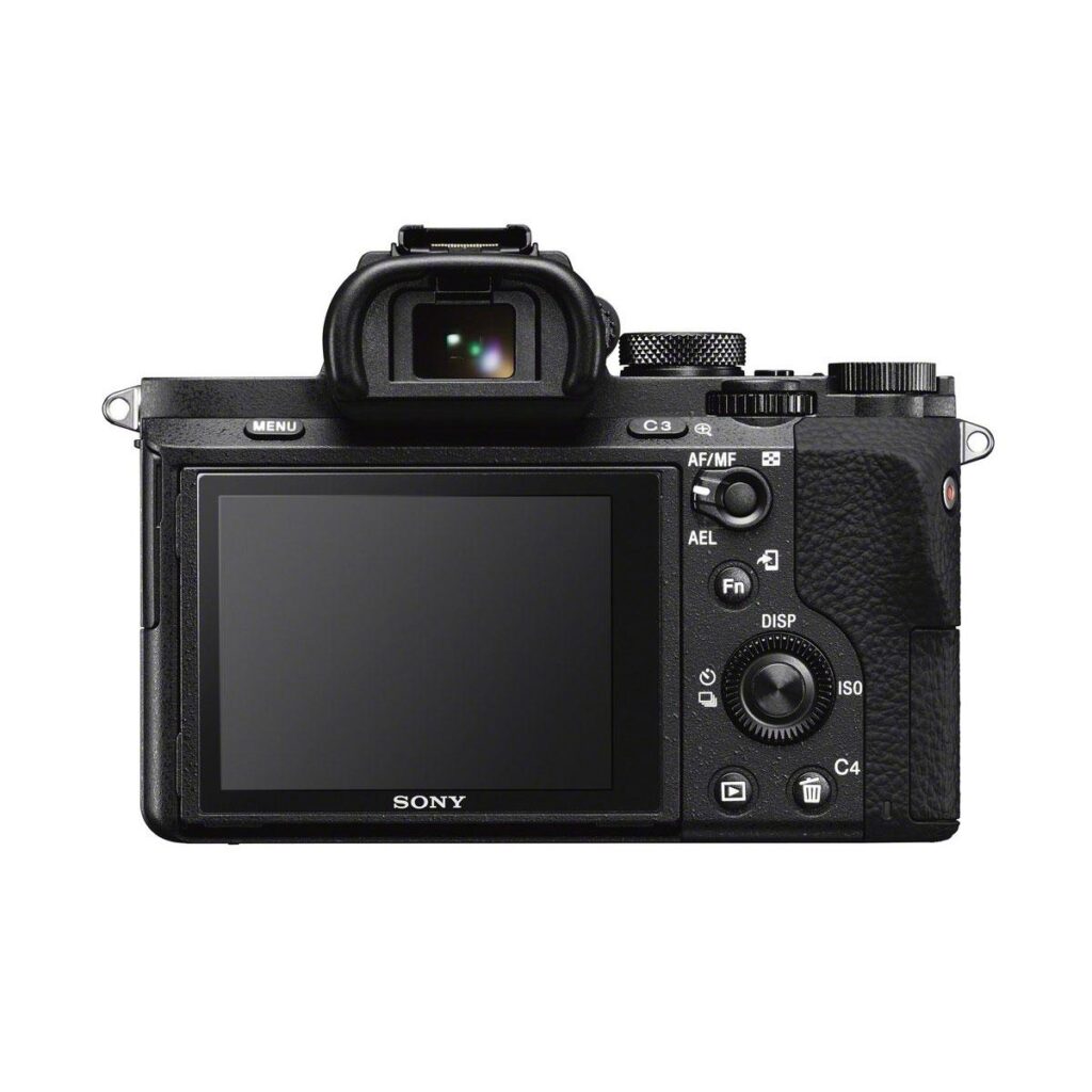 Sony A7 Mark II + FE 28-70/3,5-5,6 OSS Sony A7 Mark II + FE 28-70/3,5-5,6 OSS