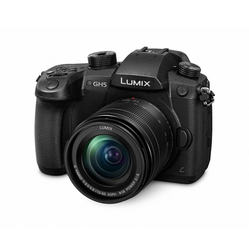 Panasonic Lumix DC-GH5 + 12-60mm f/3.5-5.6 Panasonic Lumix DC-GH5 + 12-60mm f/3.5-5.6
