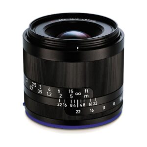Zeiss Loxia 35mm f/2 Biogon T* Zeiss Loxia 35mm f/2 Biogon T*