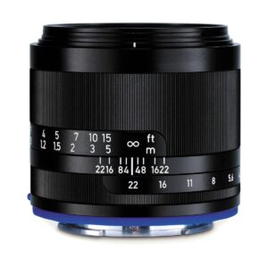 Zeiss Loxia 50mm f/2 Planar T* Zeiss Loxia 50mm f/2 Planar T*