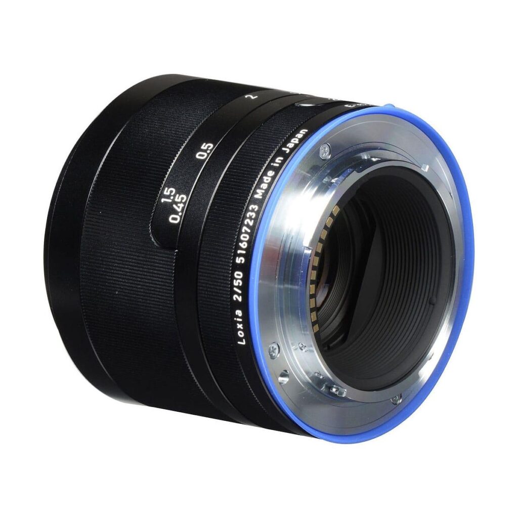 Zeiss Loxia 50mm f/2 Planar T* Zeiss Loxia 50mm f/2 Planar T*