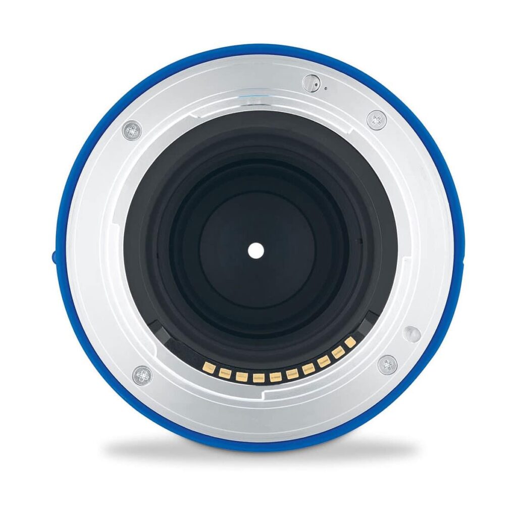 Zeiss Loxia 85mm f/2.4 Zeiss Loxia 85mm f/2.4