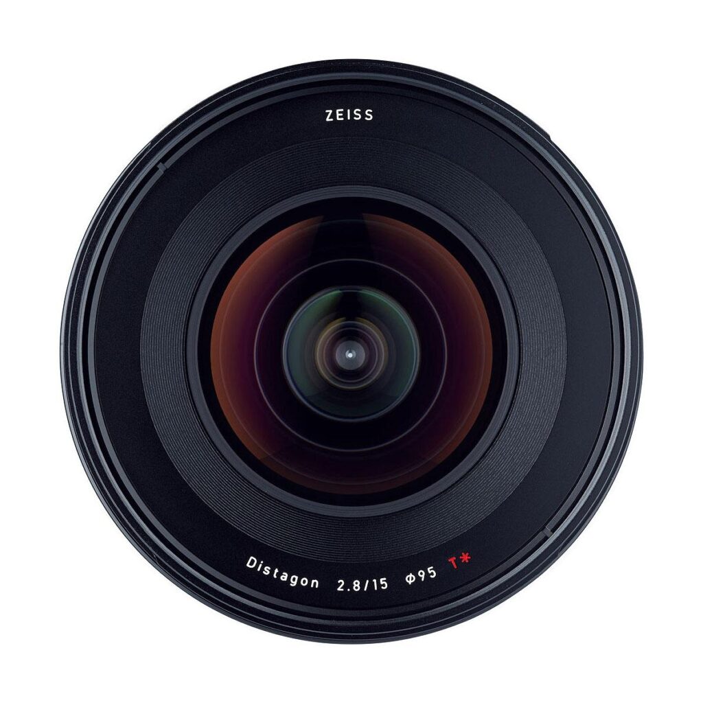 Zeiss Milvus 15mm f/2.8 Distagon T* ZE – Canon EF Zeiss Milvus 15mm f/2.8 Distagon T* ZE – Canon EF
