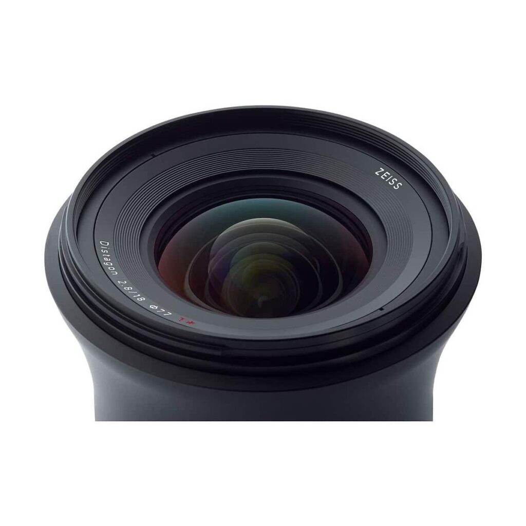 Zeiss Milvus 18mm f/2.8 Distagon T* ZE – Canon EF Zeiss Milvus 18mm f/2.8 Distagon T* ZE – Canon EF