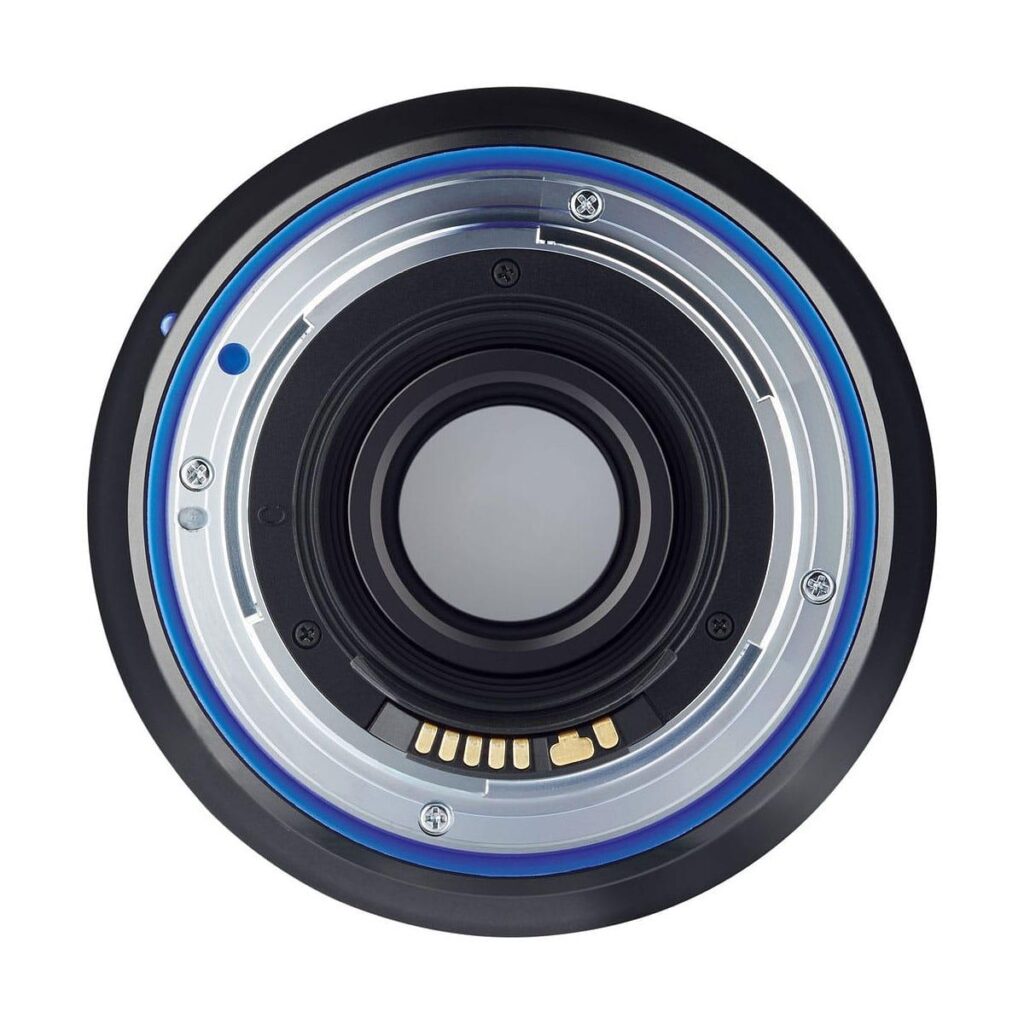 Zeiss Milvus 18mm f/2.8 Distagon T* ZE – Canon EF Zeiss Milvus 18mm f/2.8 Distagon T* ZE – Canon EF