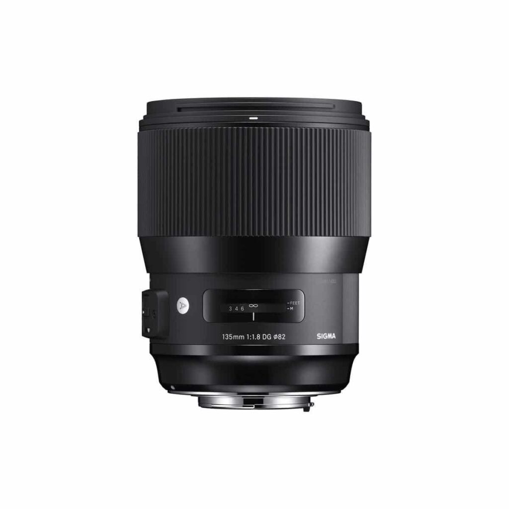 Sigma 135mm f/1.8 Art – Canon EF / EF-S Sigma 135mm f/1.8 Art – Canon EF / EF-S