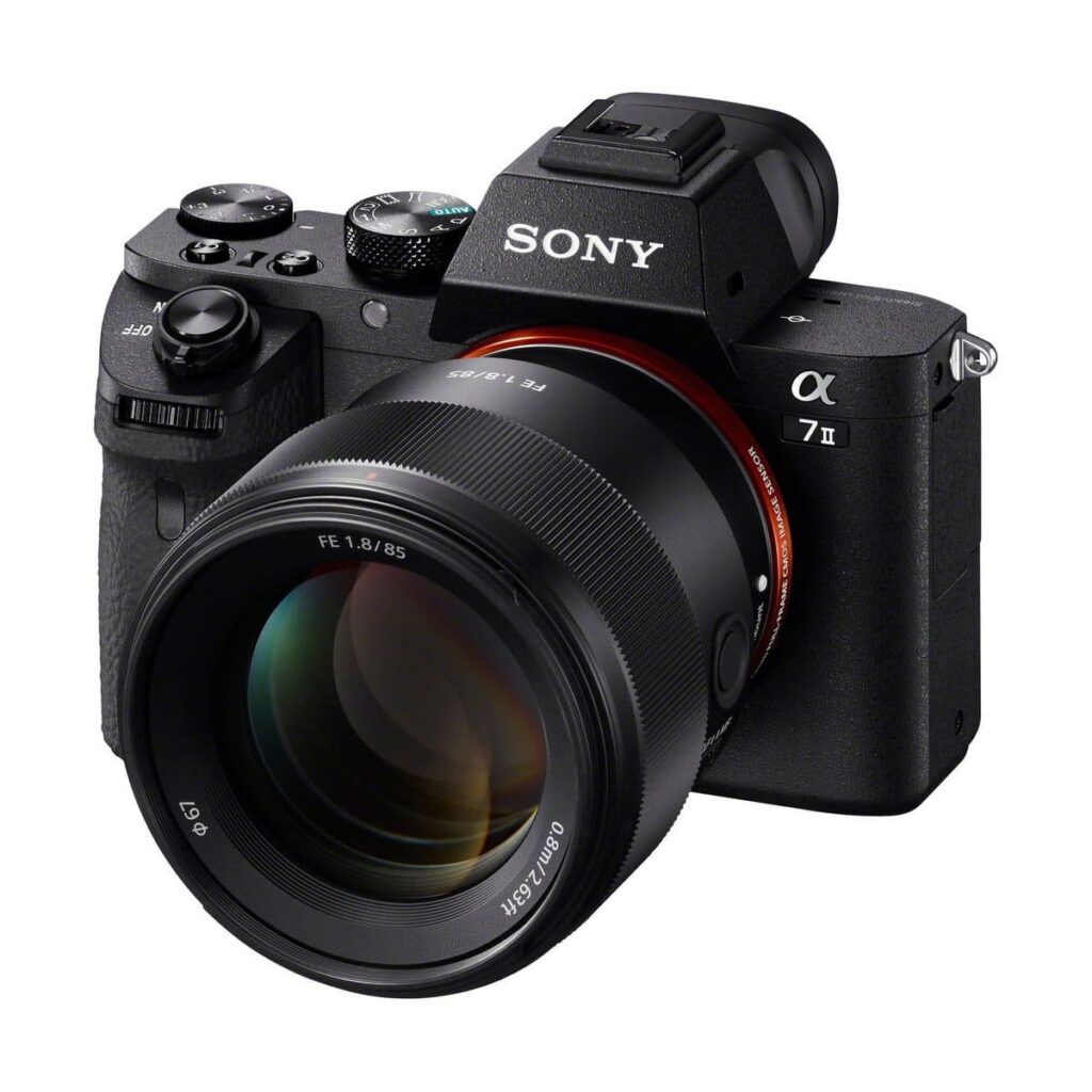 Sony FE 85mm f/1.8 Sony FE 85mm f/1.8