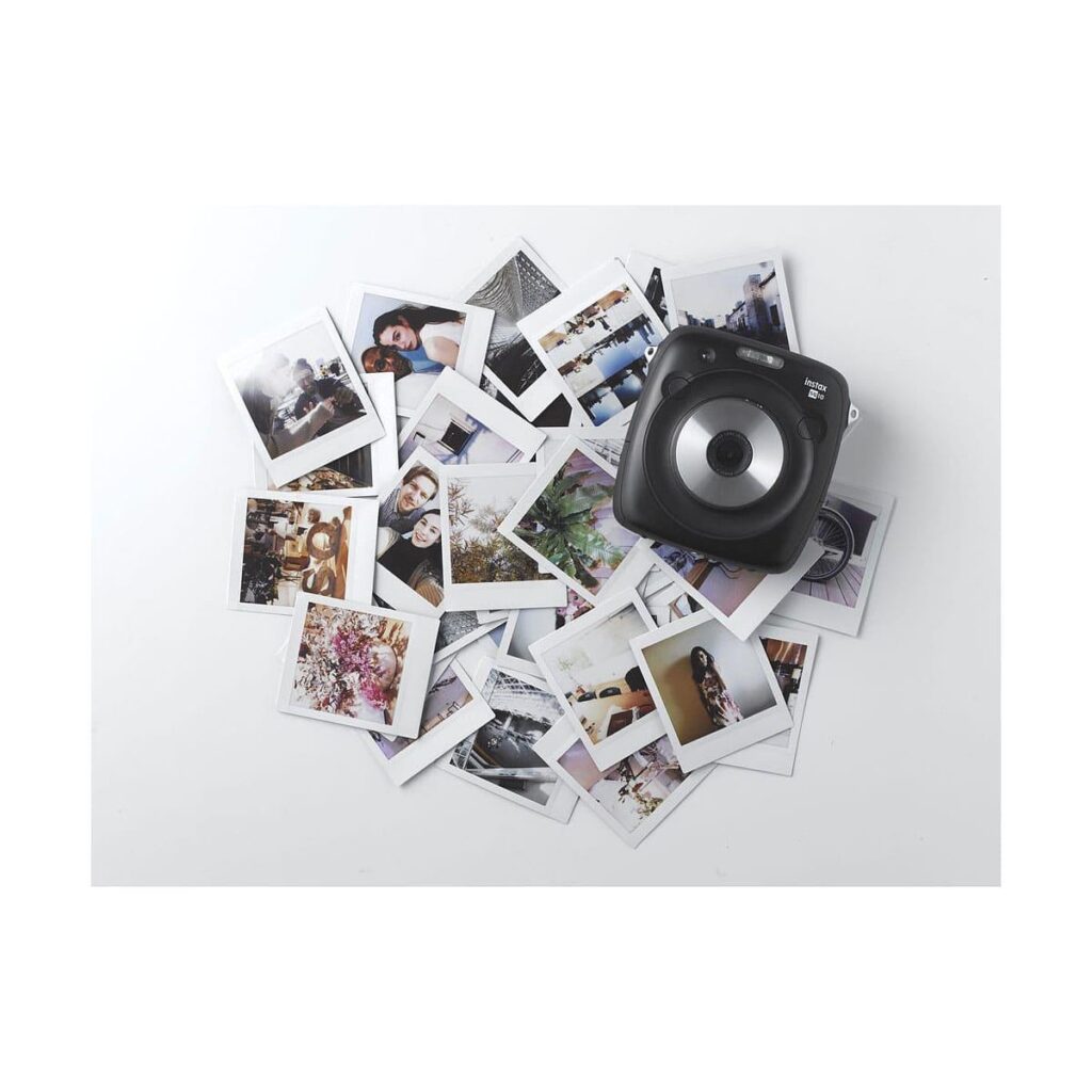 Fujifilm Instax SQUARE SQ10 Hybrid Instant Camera Fujifilm Instax SQUARE SQ10 Hybrid Instant Camera