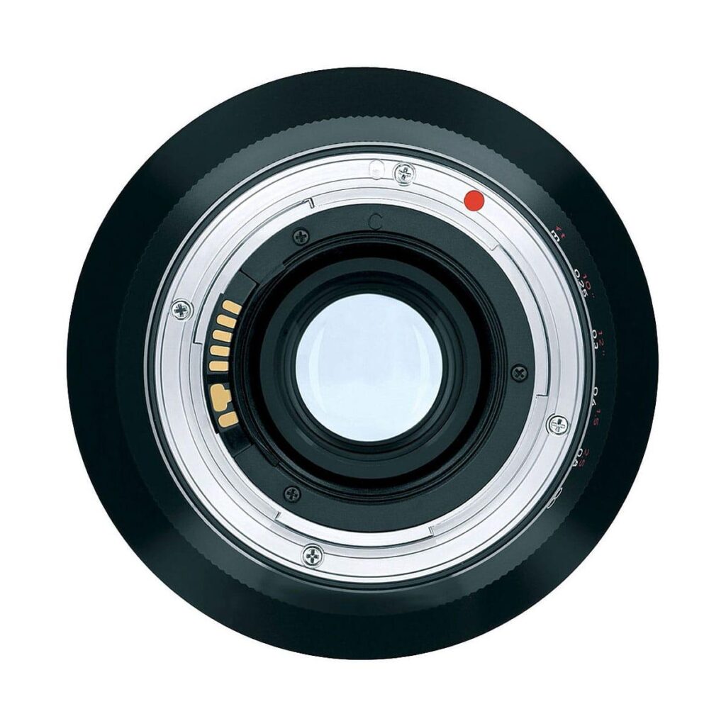 Zeiss 15mm f/2.8 Distagon T* – Canon EF Zeiss 15mm f/2.8 Distagon T* – Canon EF