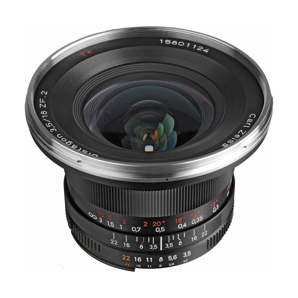 Zeiss 18mm f/3.5 Distagon T* – Nikon F Zeiss 18mm f/3.5 Distagon T* – Nikon F