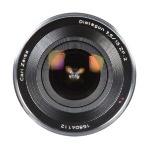 Zeiss 18mm f/3.5 Distagon T* – Nikon F Zeiss 18mm f/3.5 Distagon T* – Nikon F