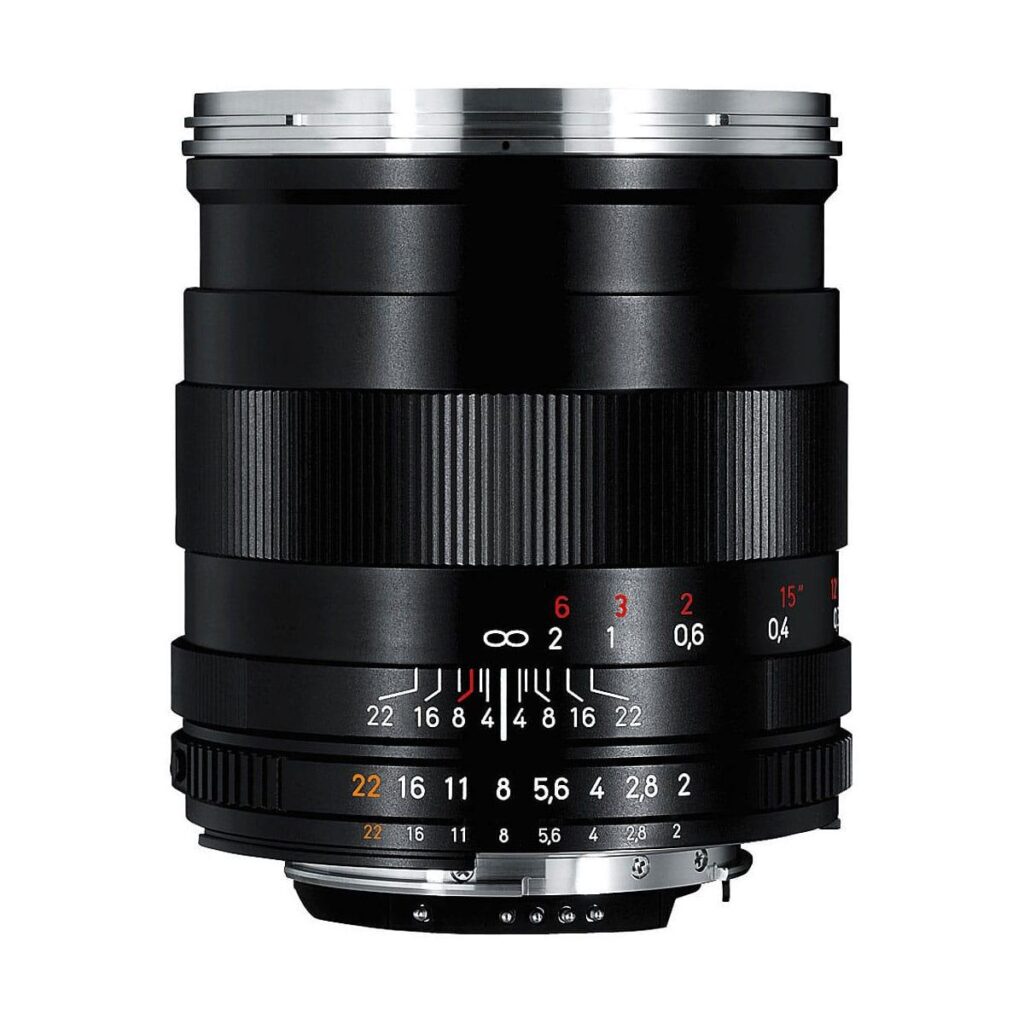 Zeiss 28mm f/2 Distagon T* – Nikon F Zeiss 28mm f/2 Distagon T* – Nikon F