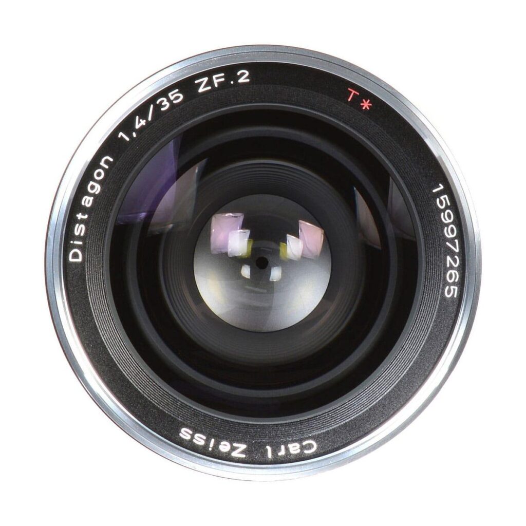 Zeiss 35mm f/1.4 Distagon T* – Nikon F Zeiss 35mm f/1.4 Distagon T* – Nikon F
