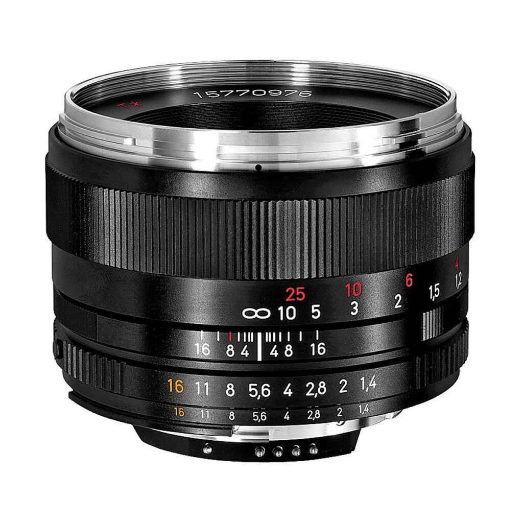 Zeiss 50mm f/1.4 Planar T* - Nikon F Zeiss 50mm f/1.4 Planar T* - Nikon F