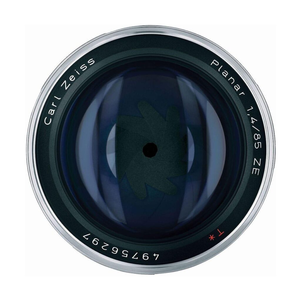 Zeiss 85mm f/1.4 Planar T* – Canon EF Zeiss 85mm f/1.4 Planar T* – Canon EF
