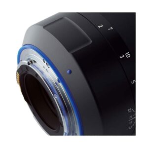 Zeiss Milvus 135mm f/1.4 APO Sonnar ZE – Canon EF Zeiss Milvus 135mm f/1.4 APO Sonnar ZE – Canon EF