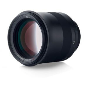 Zeiss Milvus 135mm f/1.4 APO Sonnar ZF – Nikon F Zeiss Milvus 135mm f/1.4 APO Sonnar ZF – Nikon F