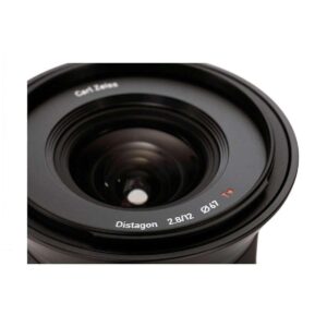 Zeiss Touit 12mm f/2.8 Distagon T* – Fuji X Zeiss Touit 12mm f/2.8 Distagon T* – Fuji X