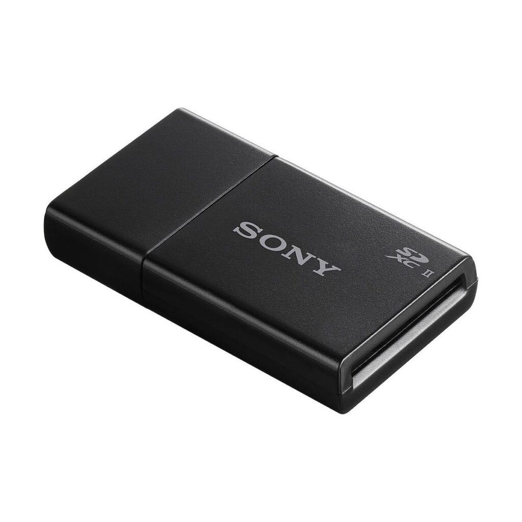 Sony 128GB SF-G Series UHS-II SDXC Muistikortti + UHS-II MRW-S1 kortinlukija Sony 128GB SF-G Series UHS-II SDXC Muistikortti + UHS-II MRW-S1 kortinlukija