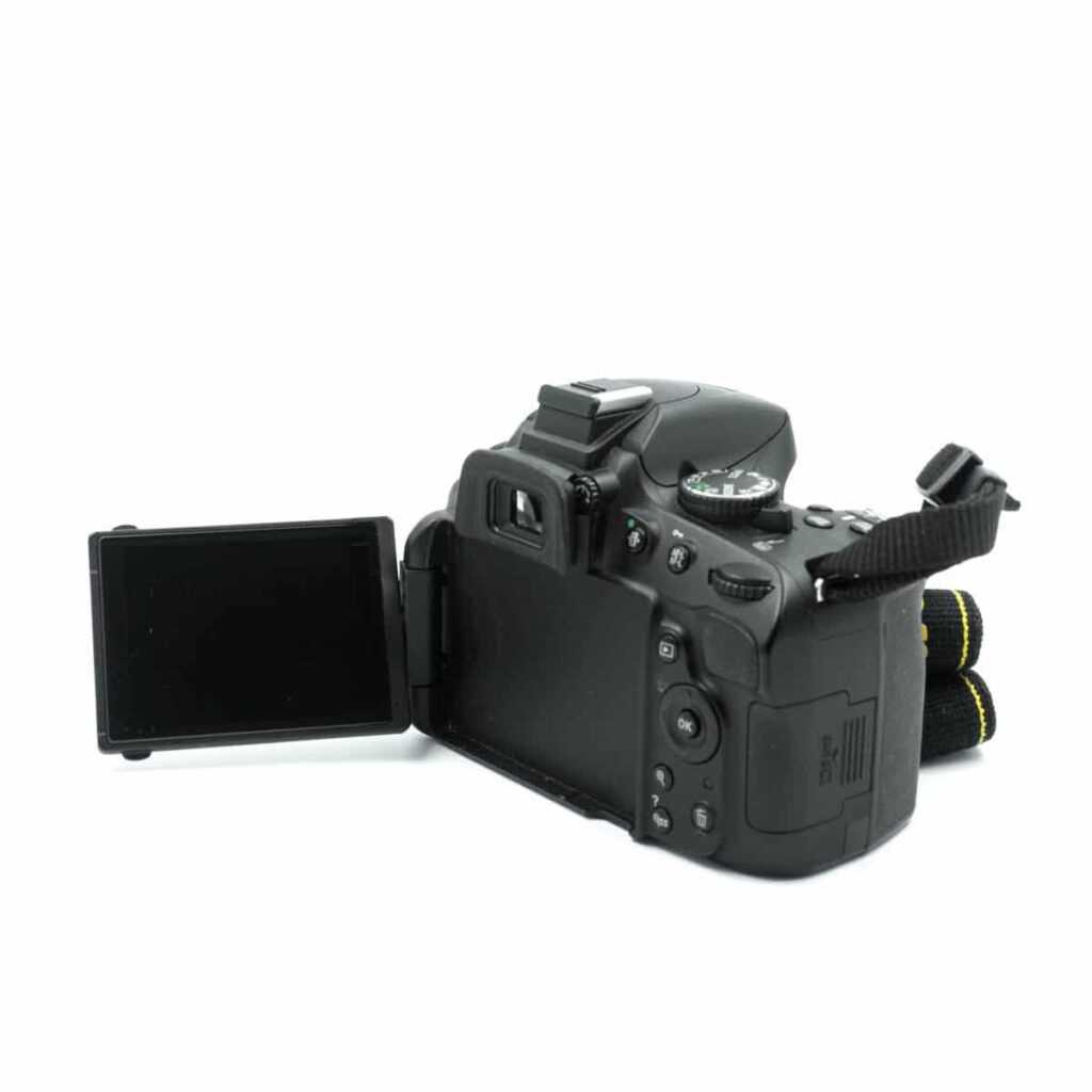 Nikon / Nikkor AF-S 35mm f/1.8 G DX – Käytetty