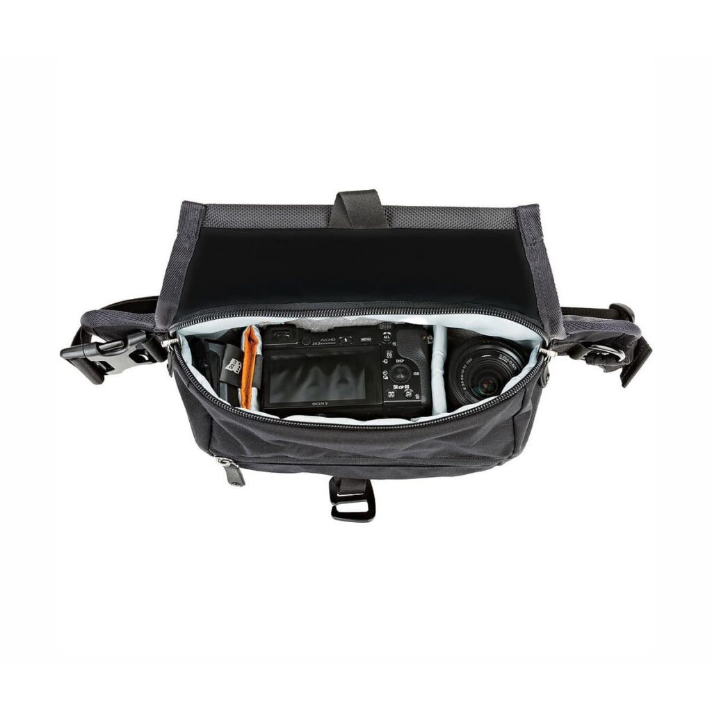 Lowepro M-trekker HP 120 Musta