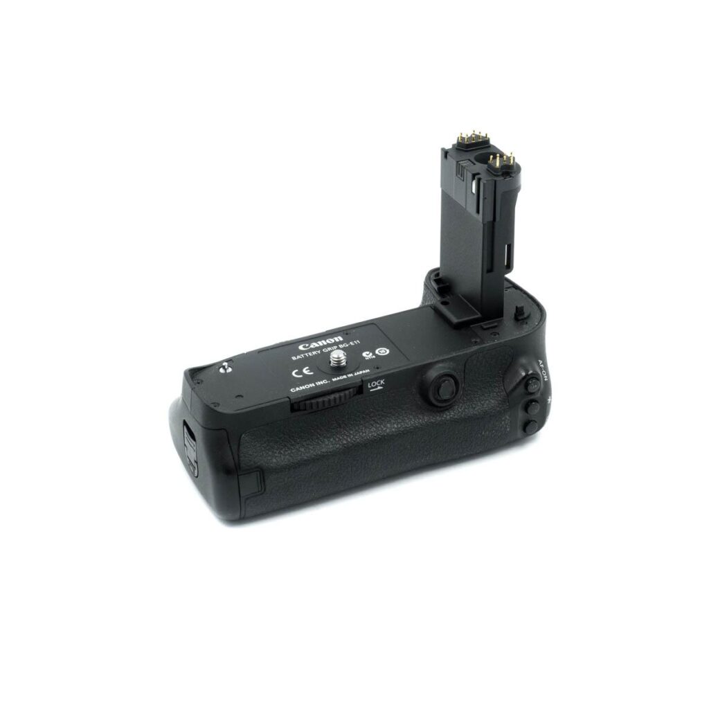 canon bg-e11 canon bg-e11