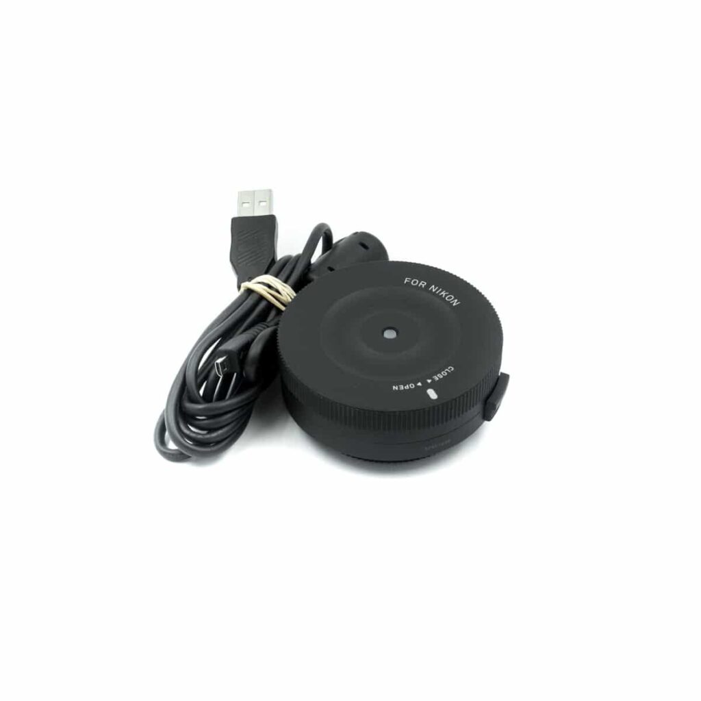 Sigma USB Dock UD-01 objektiivitelakka Nikon (Kunto K5) – Käytetty Sigma USB Dock UD-01 objektiivitelakka Nikon (Kunto K5) – Käytetty