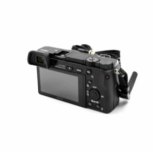 Sony a6000 (Shuttercount 3770) – Käytetty Sony a6000 (Shuttercount 3770) – Käytetty