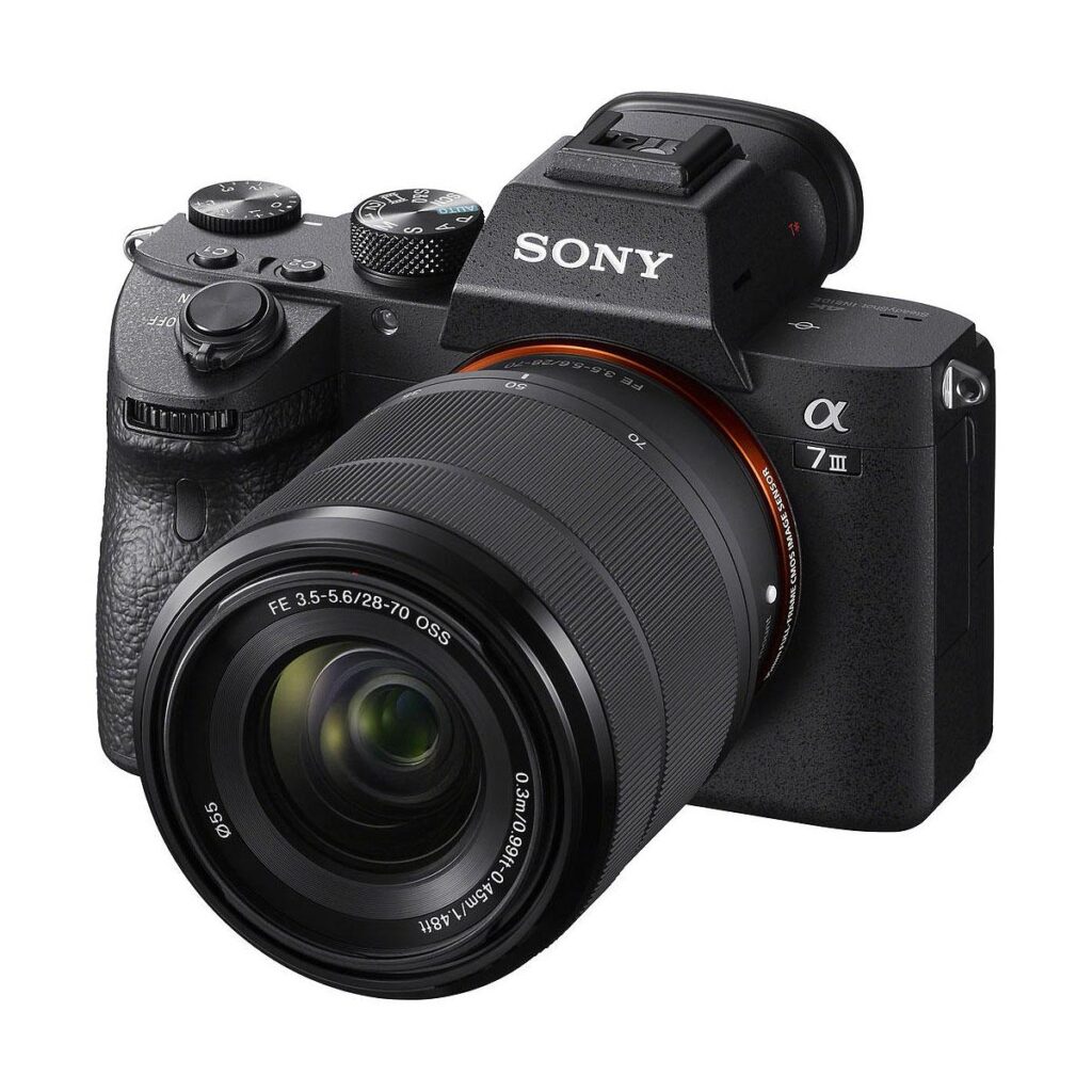 Sony A7 III – Peilitön Järjestelmäkamera + Sony GP-VPT2BT Sony A7 III – Peilitön Järjestelmäkamera + Sony GP-VPT2BT