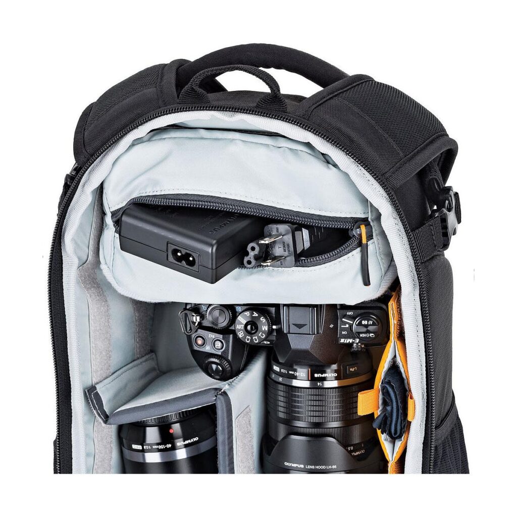 Lowepro Flipside 200 AW II Black Lowepro Flipside 200 AW II Black