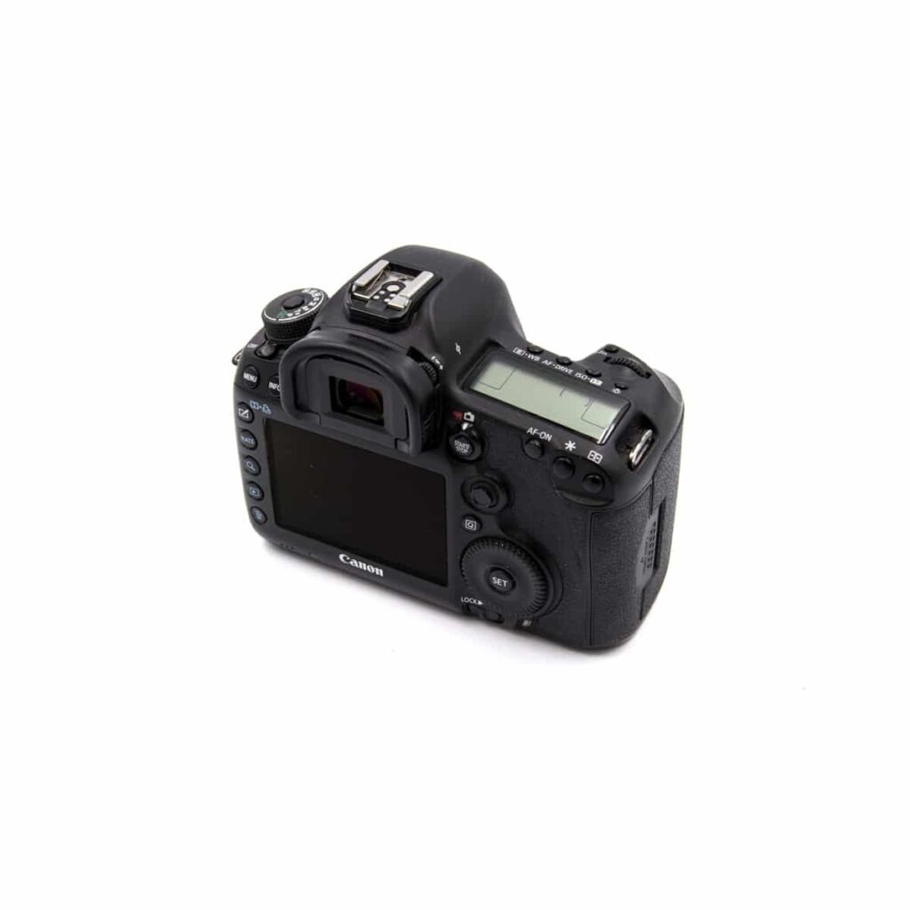 Canon 5D Mark III (sis. ALV 24%, Shuttercount 185460) – Käytetty Canon 5D Mark III (sis. ALV 24%, Shuttercount 185460) – Käytetty