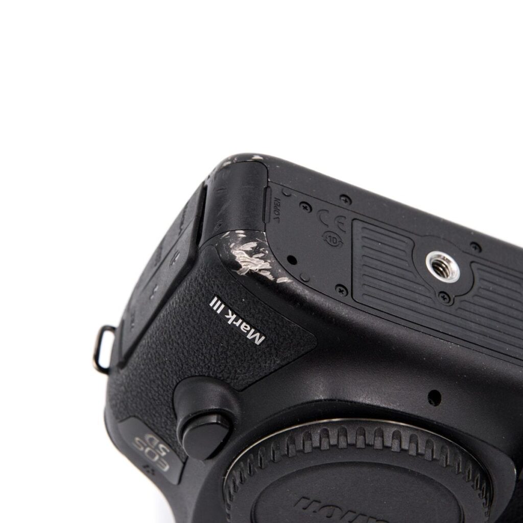 Canon 5D Mark III (sis. ALV 24%, Shuttercount 185460) – Käytetty Canon 5D Mark III (sis. ALV 24%, Shuttercount 185460) – Käytetty