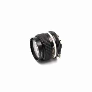 Nikon / Nikkor AI-S 24mm f/2 – Käytetty Nikon / Nikkor AI-S 24mm f/2 – Käytetty