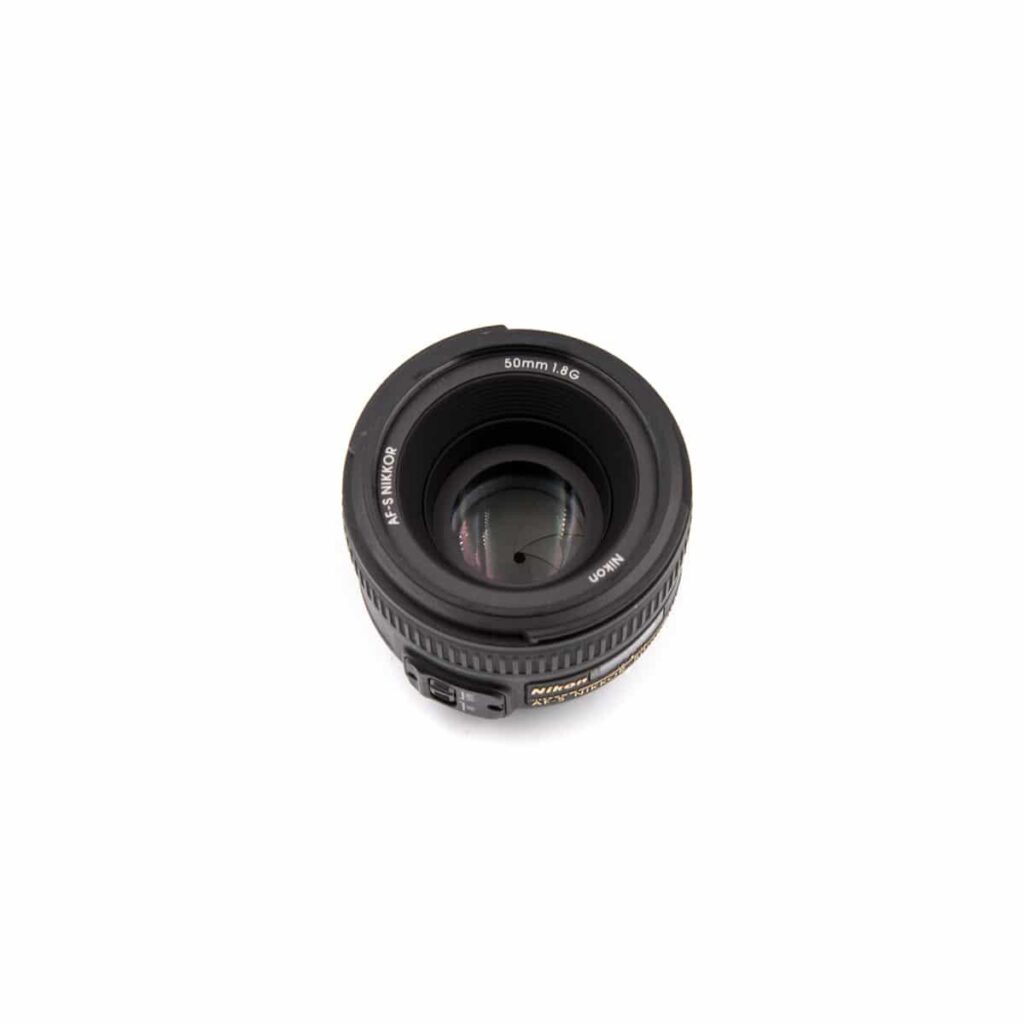 Nikon / Nikkor AF-S 50mm f/1.8G (sis. ALV 24%, Kunto K5) – Käytetty Nikon / Nikkor AF-S 50mm f/1.8G (sis. ALV 24%, Kunto K5) – Käytetty